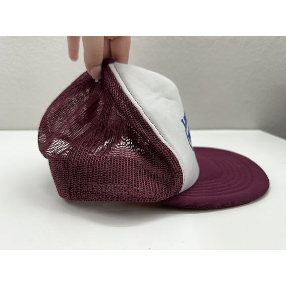 Las Vegas Snapback Trucker Hat Dice Gambling Destination Vintage Maroon - Picture 3 of 8